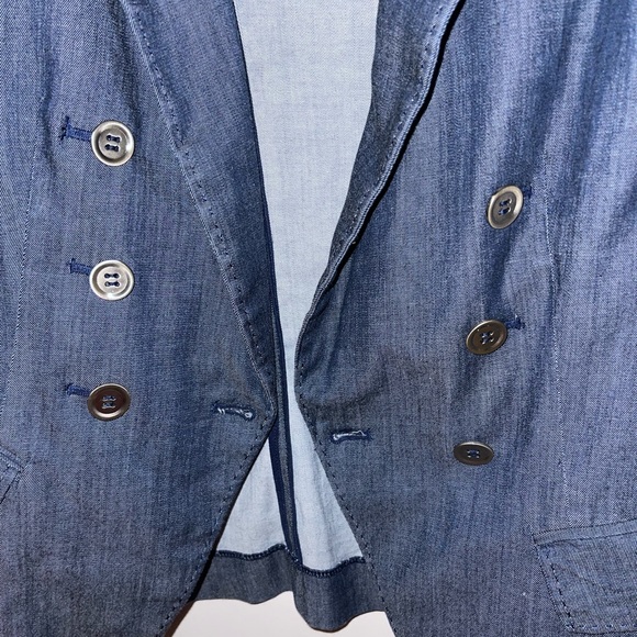 White House Black Market denim blazer, Sz 6 petite - Picture 5 of 9